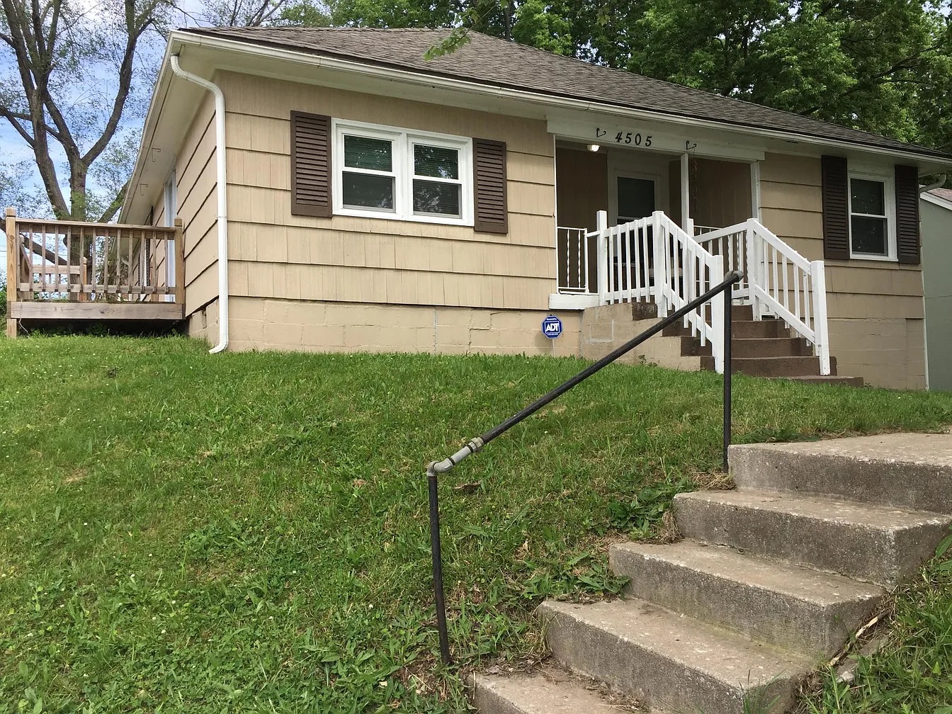 Property thumbnail image