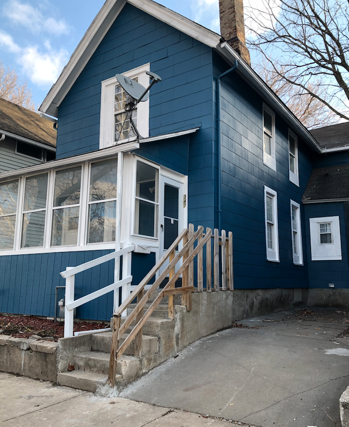 Property main image