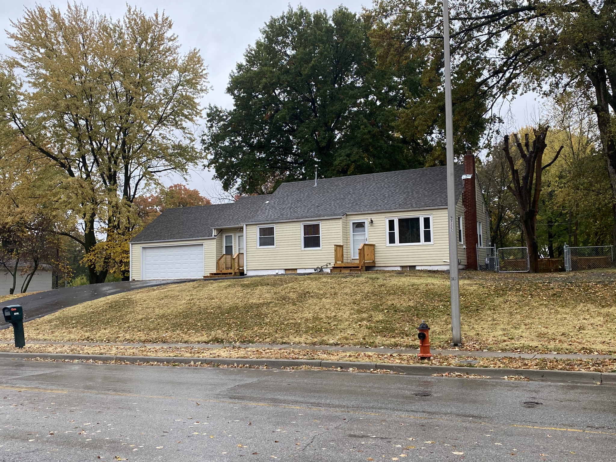 1325 Northeast Englewood Road